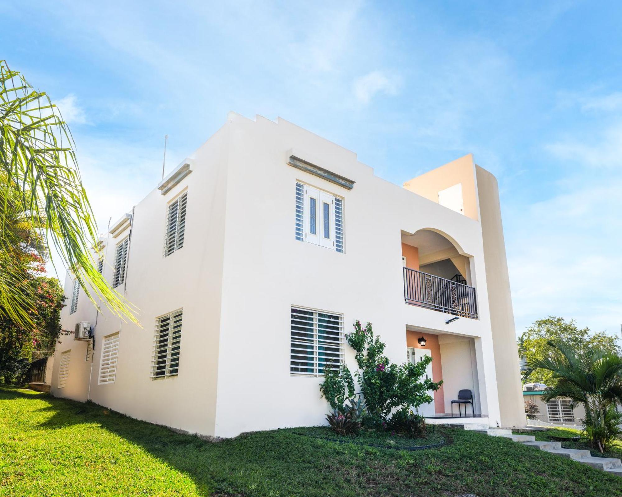 이사벨라 Colinas Del Atlantico Vacational House 1St Floor 아파트 외부 사진