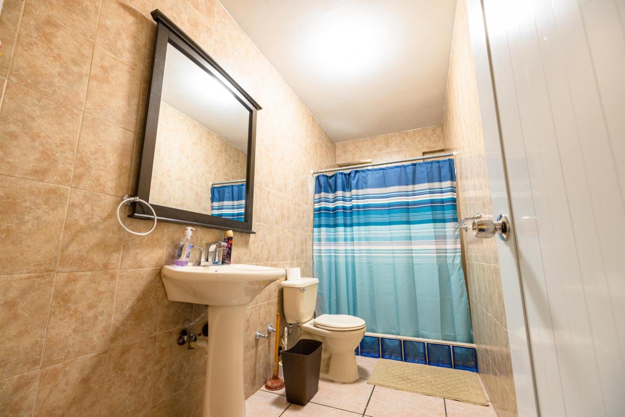 이사벨라 Colinas Del Atlantico Vacational House 1St Floor 아파트 외부 사진